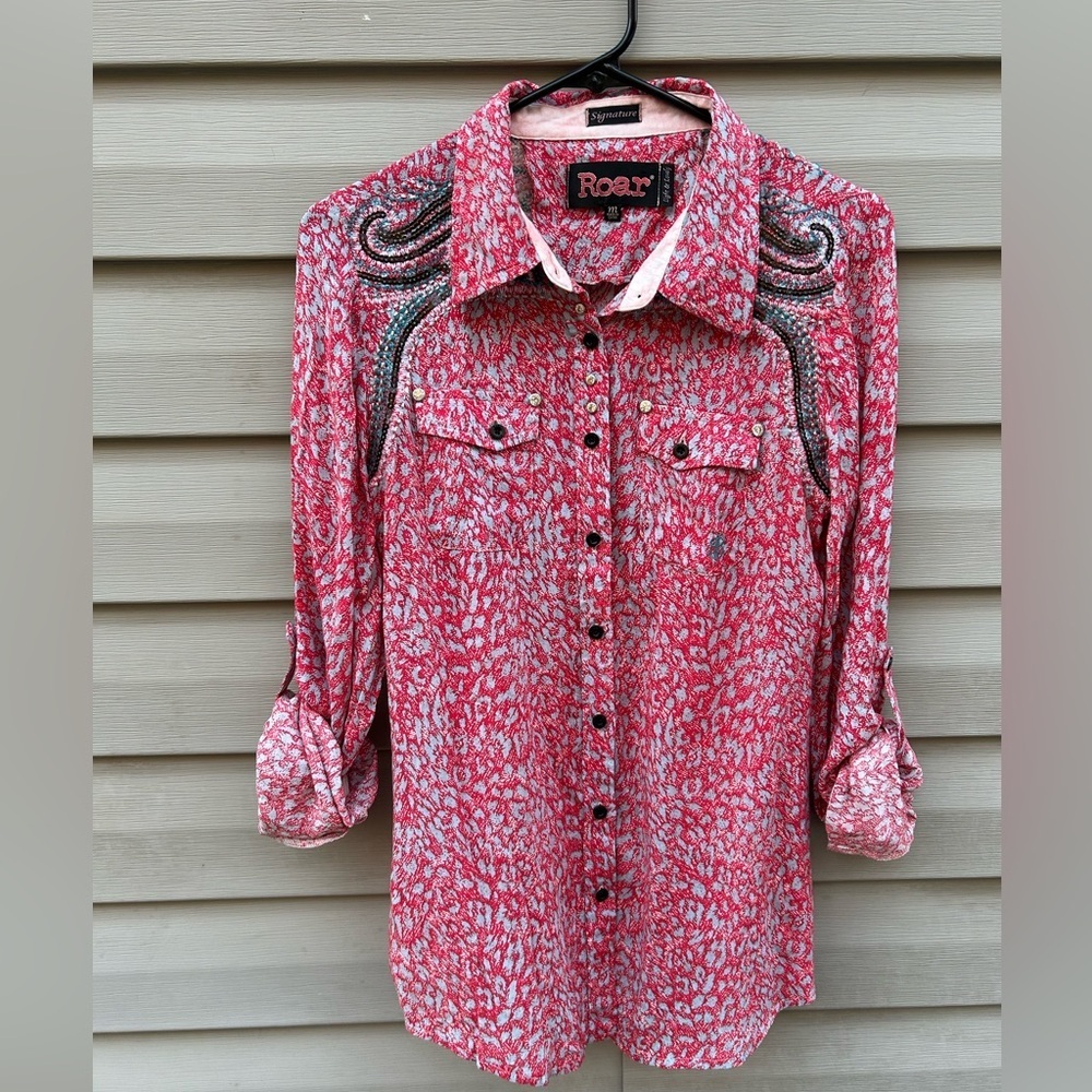 Roar size M red beaded embellished Embroidered Button Down Shirt Rodeo W…